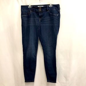 Torrid Stretch Denim Jegging Size 18 Tall